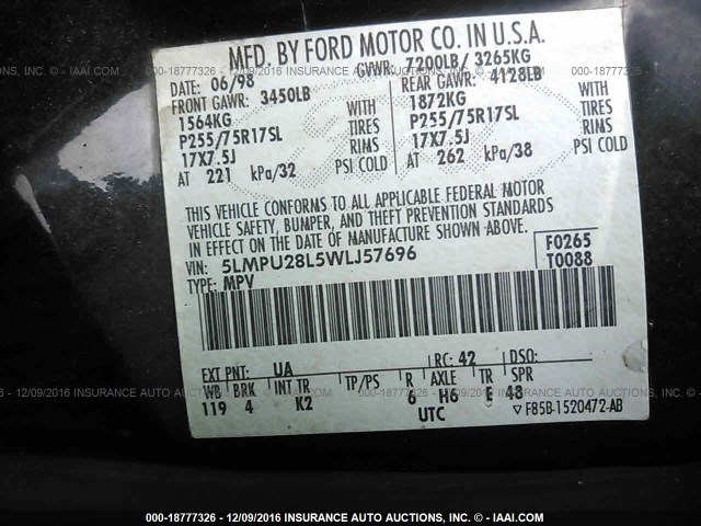 5LMPU28L5WLJ57696 - 1998 LINCOLN NAVIGATOR BLACK photo 9