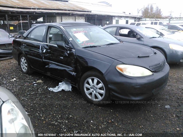 4T1BE32K62U036177 - 2002 TOYOTA CAMRY LE/XLE/SE შავი ფოტო 1