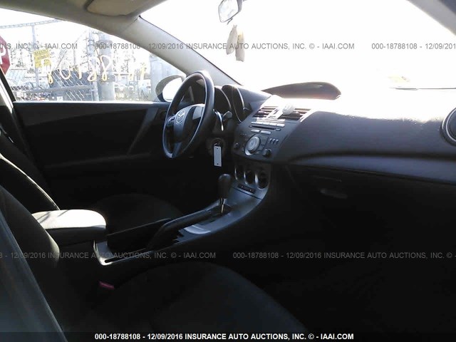 JM1BL1UG2B1454423 - 2011 MAZDA 3 I BLACK photo 5