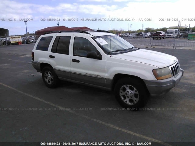 1J4G248SXYC382919 - 2000 JEEP GRAND CHEROKEE LAREDO WHITE photo 1