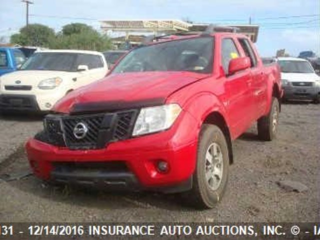 1N6AD0EV5BC438153 - 2011 NISSAN FRONTIER S/SV/SL/PRO-4X RED photo 2