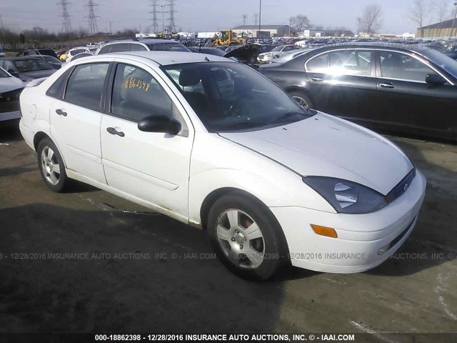 1FAFP38343W332715 - 2003 FORD FOCUS ZTS WHITE photo 1