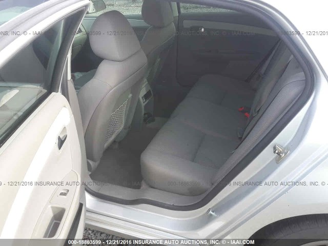 1G1ZB5E15BF200171 - 2011 CHEVROLET MALIBU LS ვერცხლისფერი ფოტო 8