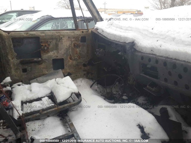 1GNGR26N9HF162289 - 1987 CHEVROLET SUBURBAN R20 RED photo 5