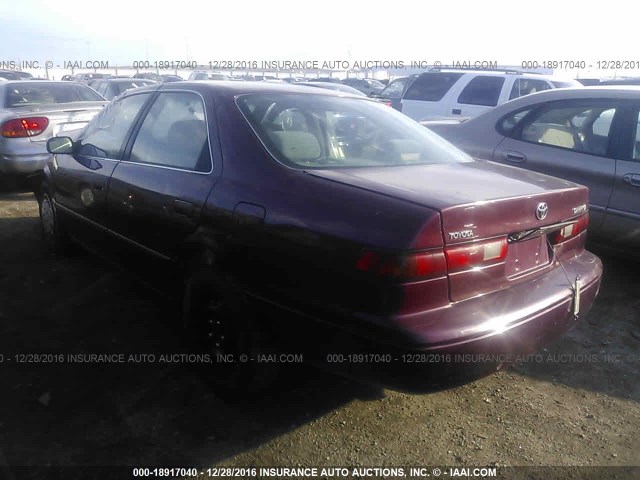 JT2BG22K3W0220118 - 1998 TOYOTA CAMRY CE/LE/XLE RED photo 3