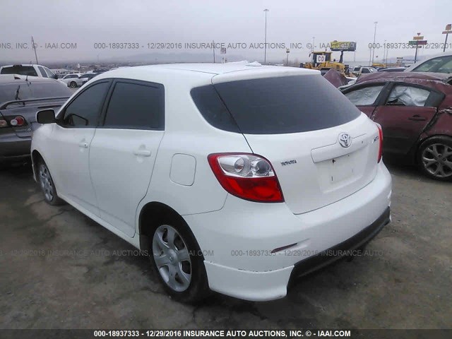 2T1KU40E79C160136 - 2009 TOYOTA COROLLA MATRIX  WHITE photo 3