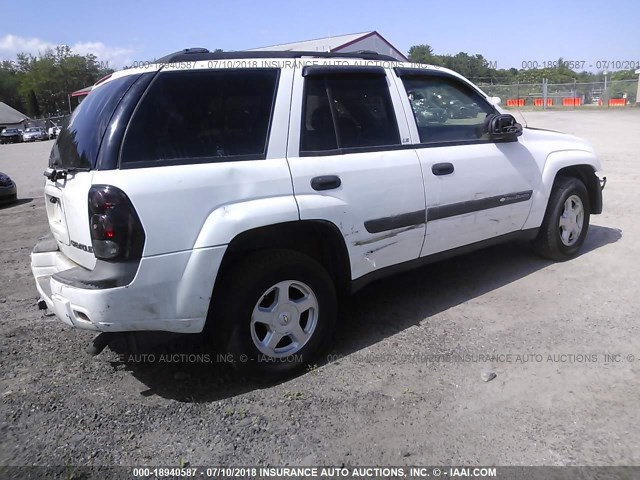 1GNDT13S832252767 - 2003 CHEVROLET TRAILBLAZER  WHITE photo 4