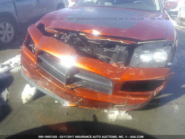 2B3KA53H06H228039 - 2006 DODGE CHARGER R/T ORANGE photo 6