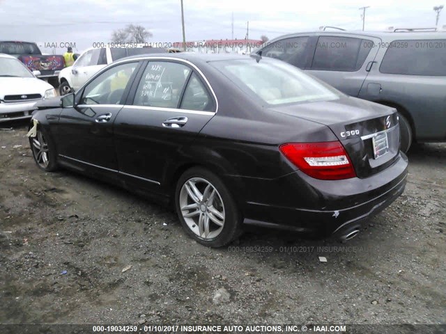 WDDGF8BB4CR227059 - 2012 MERCEDES-BENZ C 300 4MATIC BROWN photo 3