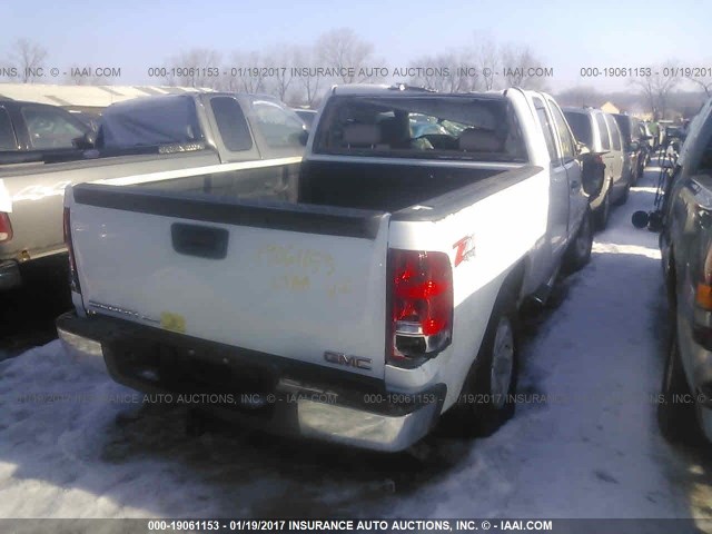 1GTR2VE74DZ215886 - 2013 GMC SIERRA K1500 SLE WHITE photo 4