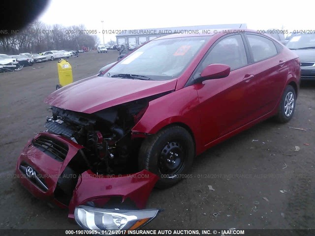 KMHCT4AE2DU552650 - 2013 HYUNDAI ACCENT GLS/GS RED photo 2