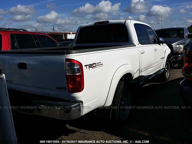 5TBET34126S539901 - 2006 TOYOTA TUNDRA DOUBLE CAB SR5 WHITE photo 4