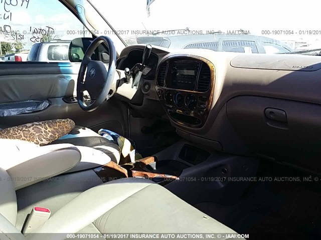 5TBET34126S539901 - 2006 TOYOTA TUNDRA DOUBLE CAB SR5 WHITE photo 5