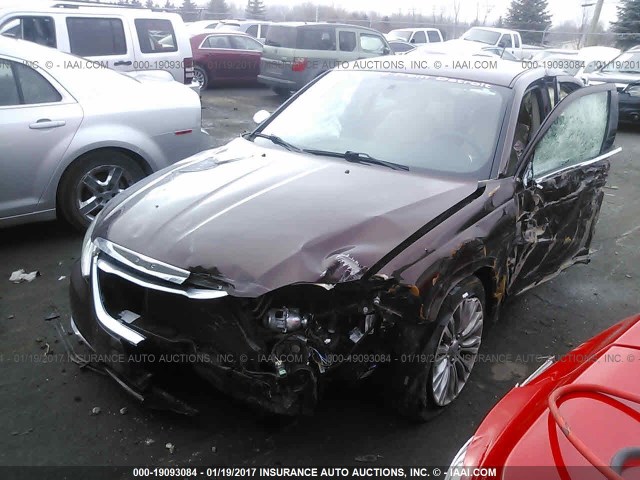 1C3CCBCB1CN307086 - 2012 CHRYSLER 200 LIMITED MAROON photo 2