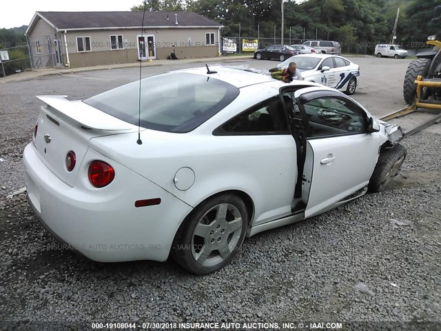 1G1AM18B787209140 - 2008 CHEVROLET COBALT SPORT WHITE photo 4