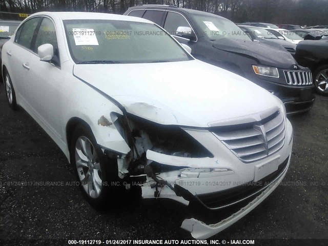 KMHGC4DD6DU212258 - 2013 HYUNDAI GENESIS 3.8L WHITE photo 6