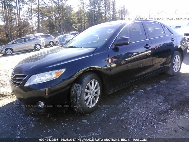 4T1BK3EK4BU131826 - 2011 TOYOTA CAMRY SE/LE/XLE BLACK photo 2