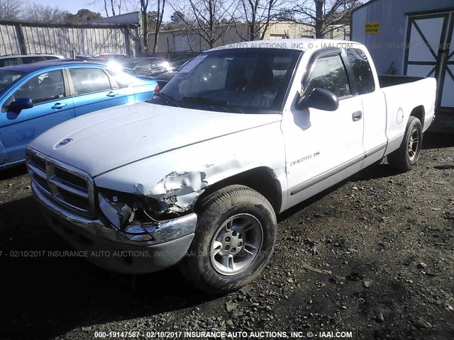 1B7GL22X3YS677622 - 2000 DODGE DAKOTA WHITE photo 2