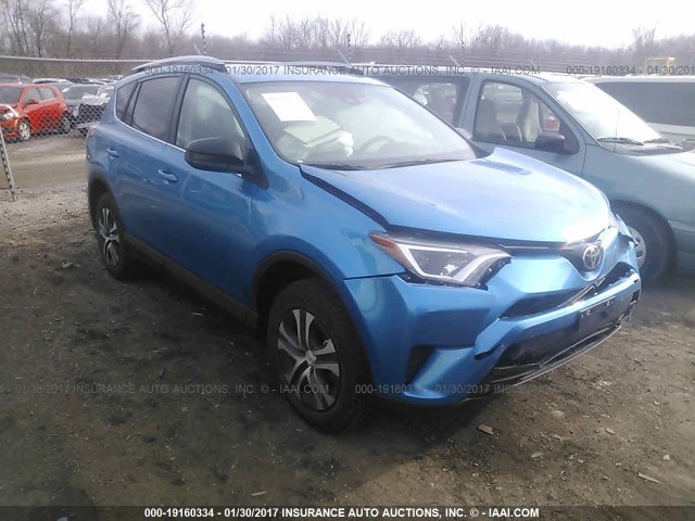 2T3BFREV9HW553480 - 2017 TOYOTA RAV4 LE BLUE photo 1