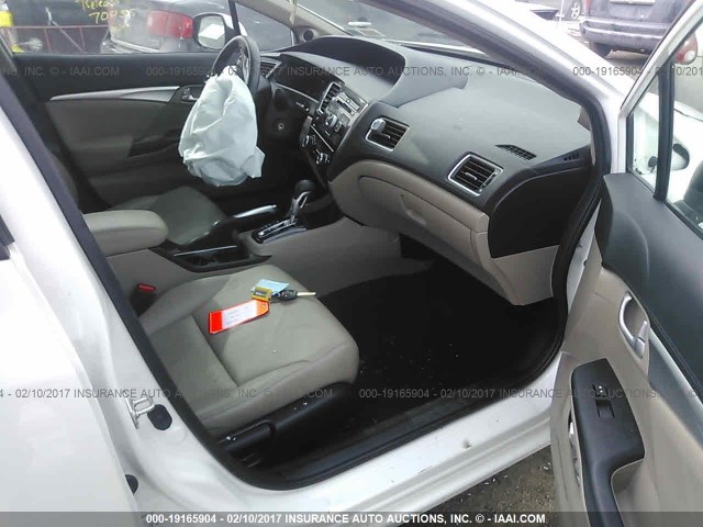 19XFB2F94DE267340 - 2013 HONDA CIVIC EXL WHITE photo 5