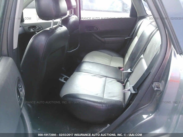 1FAFP34N27W186392 - 2007 FORD FOCUS ZX4/S/SE/SES 灰色 照片 8
