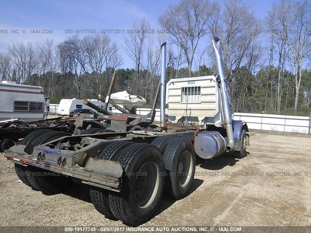 1FUPYCYB6JH320997 - 1988 FREIGHTLINER FLC-64T FLC BLUE photo 4