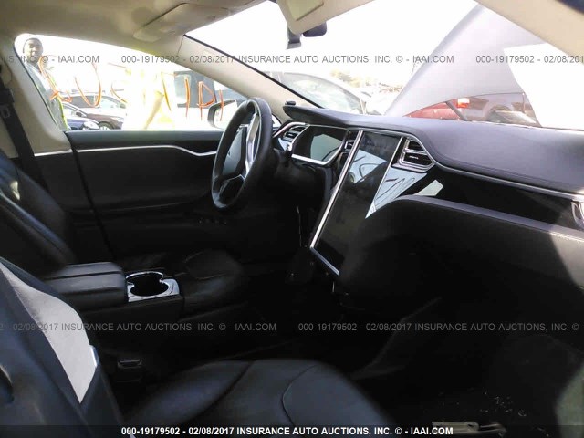 5YJSA1CG7DFP07513 - 2013 TESLA MODEL S შავი ფოტო 5