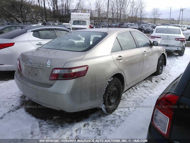 4T4BE46K79R119424 - 2009 TOYOTA CAMRY SE/LE/XLE GOLD photo 4