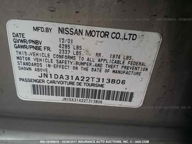 JN1DA31A22T313806 - 2002 NISSAN MAXIMA GLE/SE SILVER photo 9