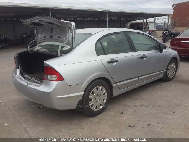 2HGFA16399H343785 - 2009 HONDA CIVIC VP SILVER photo 4