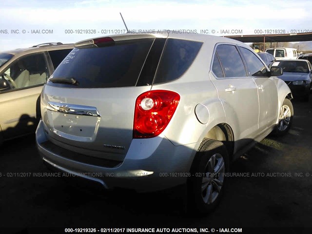 2GNALAEK1F1121278 - 2015 CHEVROLET EQUINOX LS SILVER photo 4