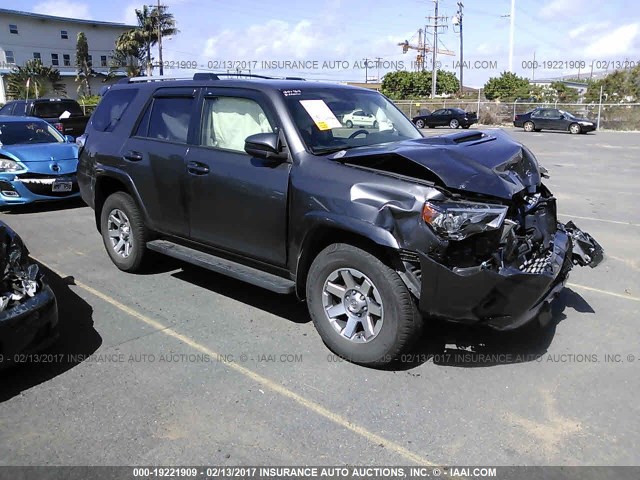 JTEBU5JR0G5280275 - 2016 TOYOTA 4RUNNER SR5 PREM/LTDL/TRAIL/TRD Szary zdjęcie 1