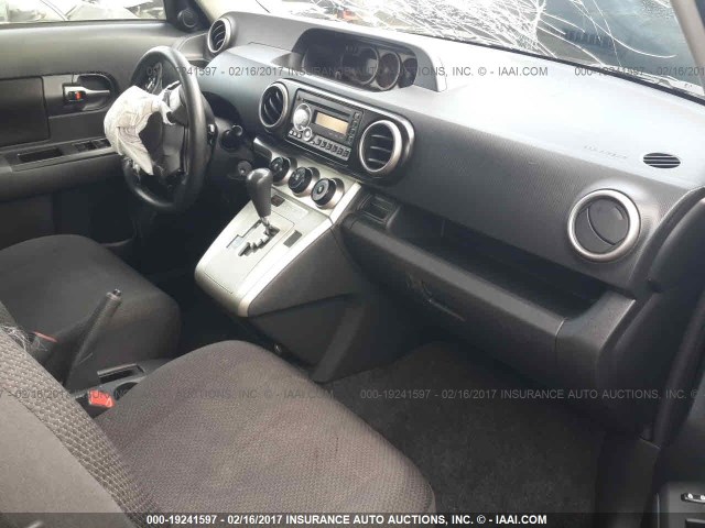 JTLZE4FE4A1115672 - 2010 TOYOTA SCION XB MAROON photo 5
