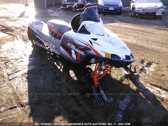 4UF11SNW6BT105422 - 2011 ARCTIC CAT SNOWPRO 800  WHITE photo 1