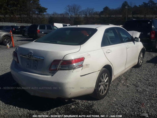 4T4BF3EK7BR108566 - 2011 TOYOTA CAMRY SE/LE/XLE WHITE photo 4