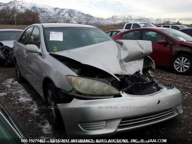 4T1BE32K55U078442 - 2005 TOYOTA CAMRY LE/XLE/SE 银色 照片 1