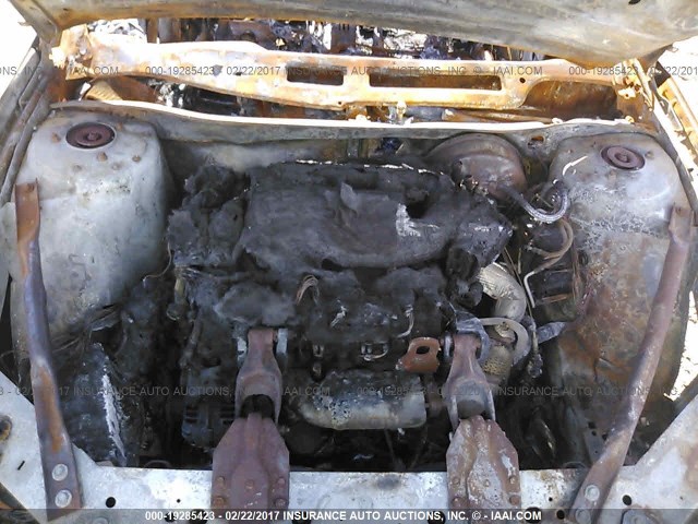 2G4WE587171101097 - 2007 BUICK LACROSSE CXS WHITE photo 10