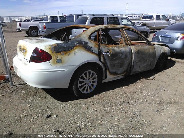 2G4WE587171101097 - 2007 BUICK LACROSSE CXS WHITE photo 4