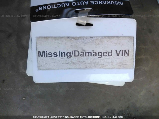 2G4WE587171101097 - 2007 BUICK LACROSSE CXS WHITE photo 9