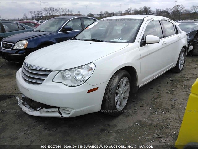 1C3LC56V49N571807 - 2009 CHRYSLER SEBRING TOURING/LIMITED WHITE photo 2