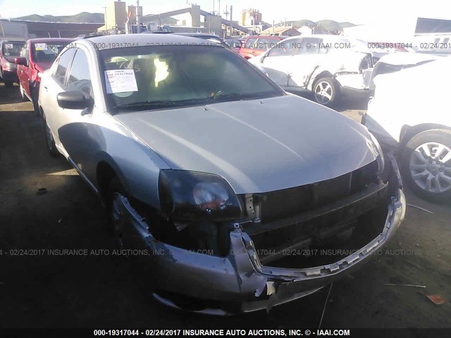 4A32B2FF1BE020013 - 2011 MITSUBISHI GALANT FE SILVER photo 1