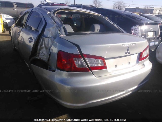 4A32B2FF1BE020013 - 2011 MITSUBISHI GALANT FE SILVER photo 3