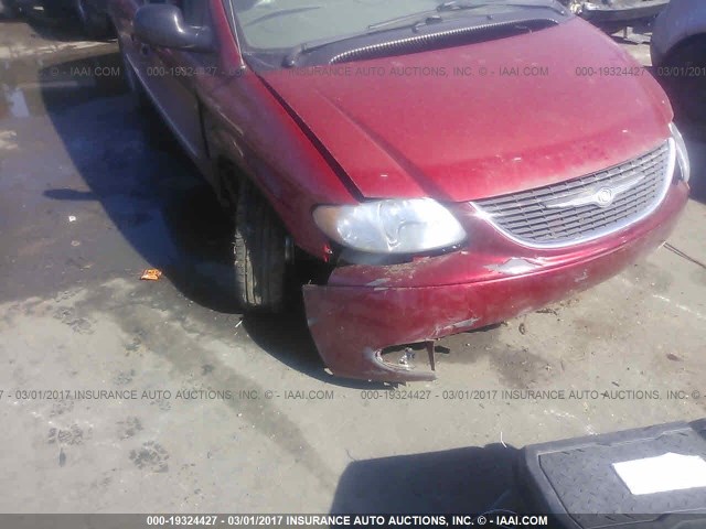 2C8GP64L53R329741 - 2003 CHRYSLER TOWN & COUNTRY LIMITED RED photo 6