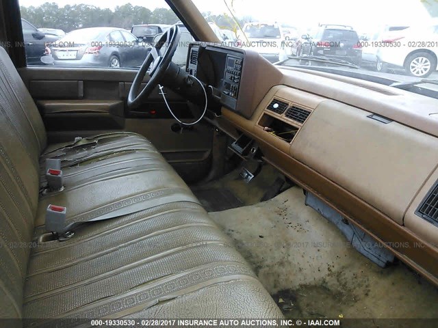 1GTDC14H7KZ531242 - 1989 GMC SIERRA C1500 BROWN photo 5