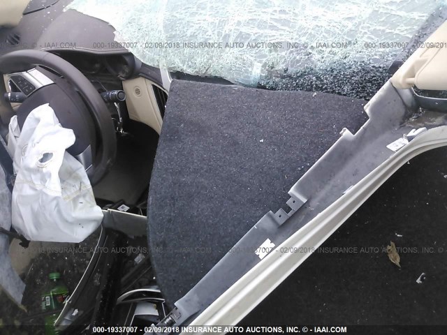 1G6DJ577990102590 - 2009 CADILLAC CTS WHITE photo 5