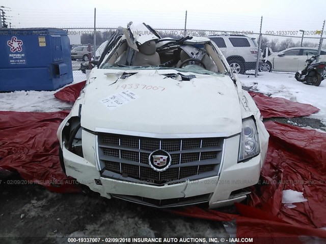 1G6DJ577990102590 - 2009 CADILLAC CTS WHITE photo 6