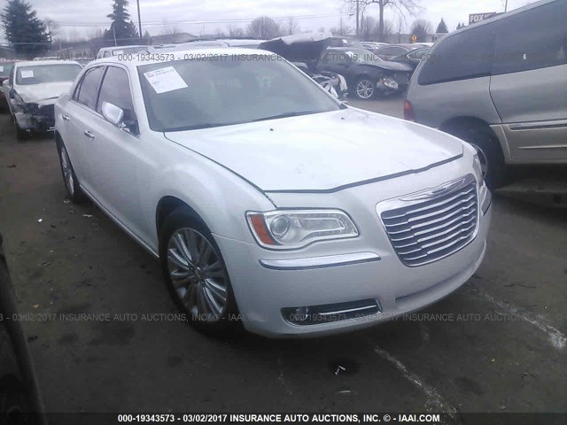 2C3CCAKT9DH646659 - 2013 CHRYSLER 300C WHITE photo 1