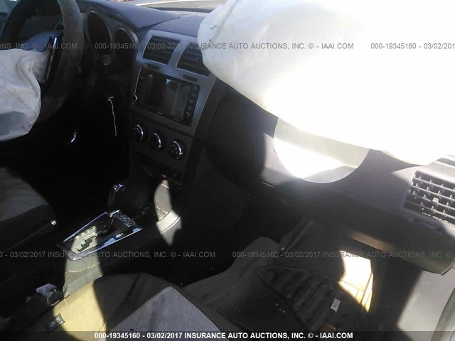 1B3CC1FB3AN204574 - 2010 DODGE AVENGER EXPRESS 米色 照片 5