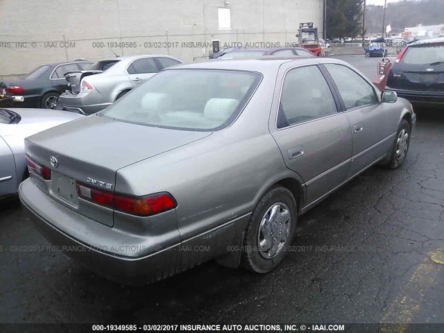 4T1BG22K3XU474649 - 1999 TOYOTA CAMRY CE/LE/XLE 香槟色 照片 4
