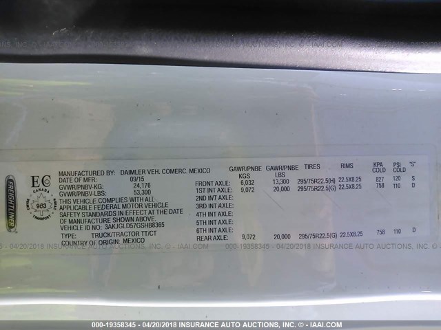 3AKJGLD57GSHB8365 - 2016 FREIGHTLINER CASCADIA 125  WHITE photo 10